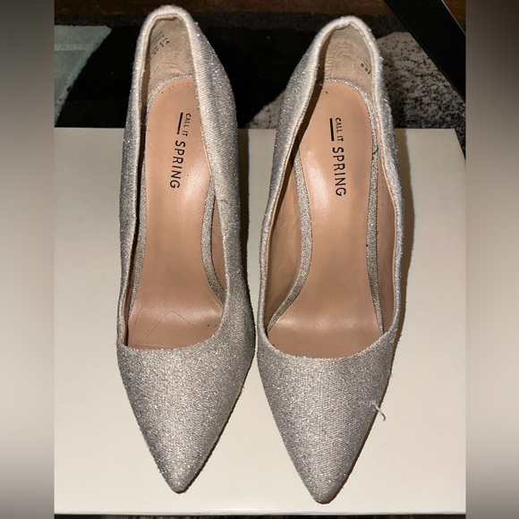 Call it Spring Pumps - Picture 1 of 5